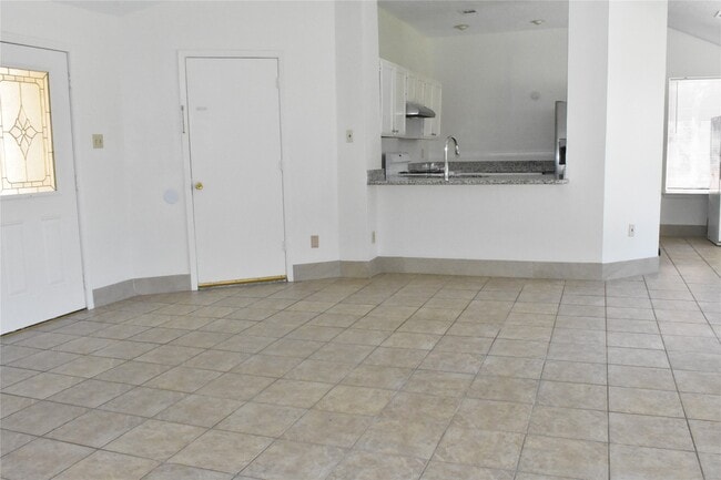 7215 Caracas Dr in Houston, TX - Building Photo - Building Photo