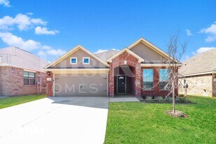 7500 Pleasant Oaks St in Fort Worth, TX - Building Photo