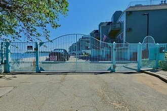 244 Bowne St in Bronx, NY - Building Photo - Building Photo