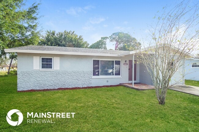 447 Count St in Melbourne, FL - Building Photo - Building Photo