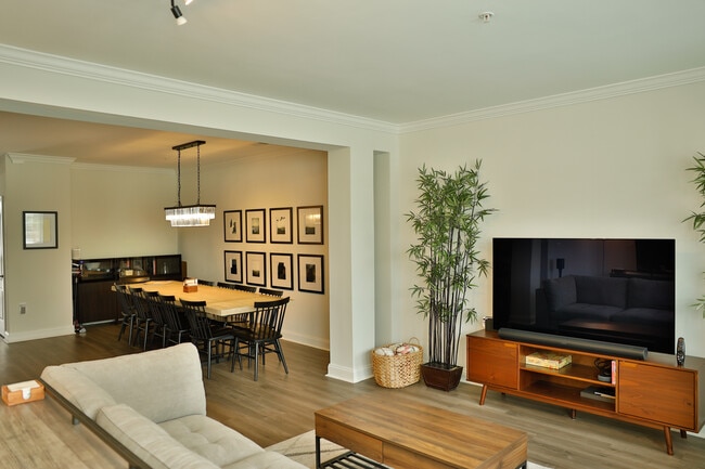 property at 353 Belt Pl