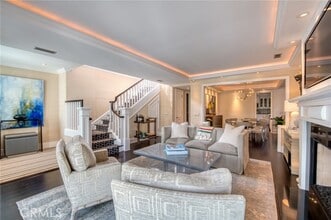 325 Poppy Ave in Newport Beach, CA - Building Photo - Building Photo