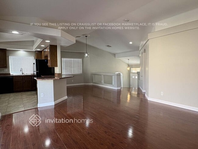 6734 Bravura Ct in Las Vegas, NV - Foto de edificio - Building Photo