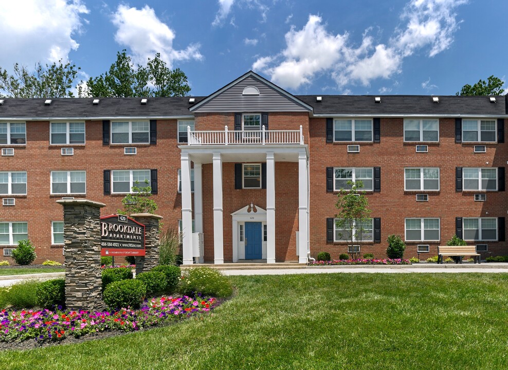 Brookdale in Wayne, PA - Foto de edificio