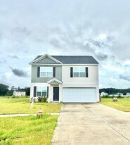 532 Wilkins Rd in Midway, GA - Building Photo