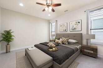 2001 Faro Dr in Austin, TX - Building Photo - Building Photo