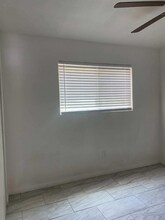 594 Graves Ave, Unit 2 in El Cajon, CA - Building Photo - Building Photo