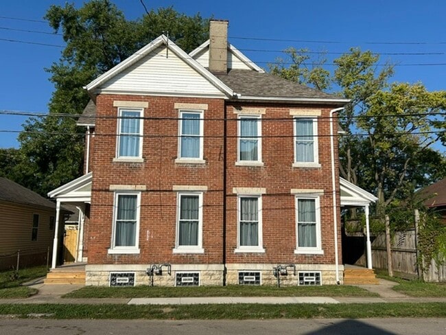 property at 19-21 S Van Lear St