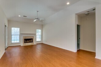 2142 Fox Ridge Rd in Tuscaloosa, AL - Building Photo - Building Photo