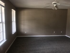 6035 Creekerton Blvd in Mcdonough, GA - Building Photo - Building Photo