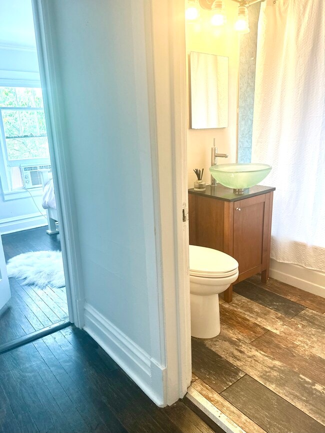 1442 Wilmette Ave, Unit 2 in Wilmette, IL - Foto de edificio - Building Photo