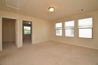 8335 Columbia Forest Dr in Houston, TX - Building Photo - Building Photo