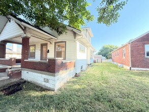 1428 Silver St in New Albany, IN - Building Photo - Building Photo