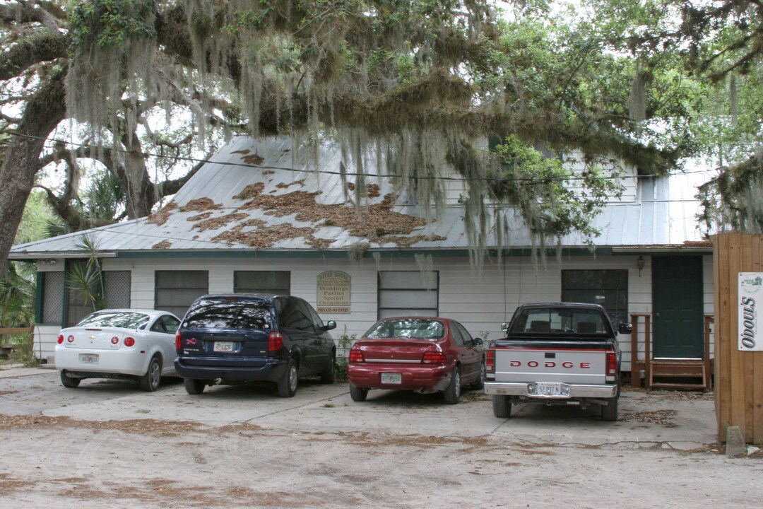 Snook Haven Retreat in Venice, FL - Building Photo