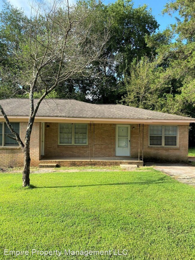 2721 Clayton Dr NW in Huntsville, AL - Building Photo - Building Photo