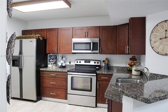 8871 Wiles Rd in Coral Springs, FL - Building Photo - Building Photo