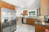 502 Fernwood Pacific Dr in Topanga, CA - Building Photo - Building Photo