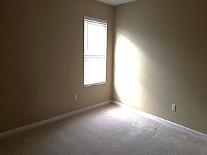 5192 Summerset Dr in Tipp City, OH - Building Photo - Building Photo
