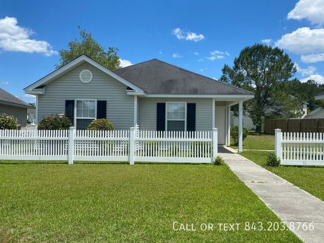 202 Saturn Ct