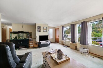 5227 116th Pl SE in Bellevue, WA - Building Photo - Building Photo