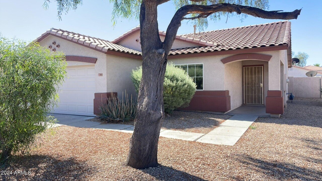 7381 W Palo Verde Dr in Glendale, AZ - Building Photo