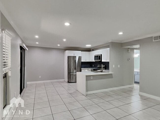 4744 O'Bannon Dr in Las Vegas, NV - Building Photo - Building Photo