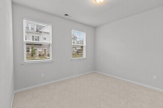1804 Moravian Walk in Chesapeake, VA - Building Photo - Building Photo
