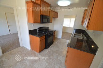 6408 Larry Way in North Highlands, CA - Building Photo - Building Photo