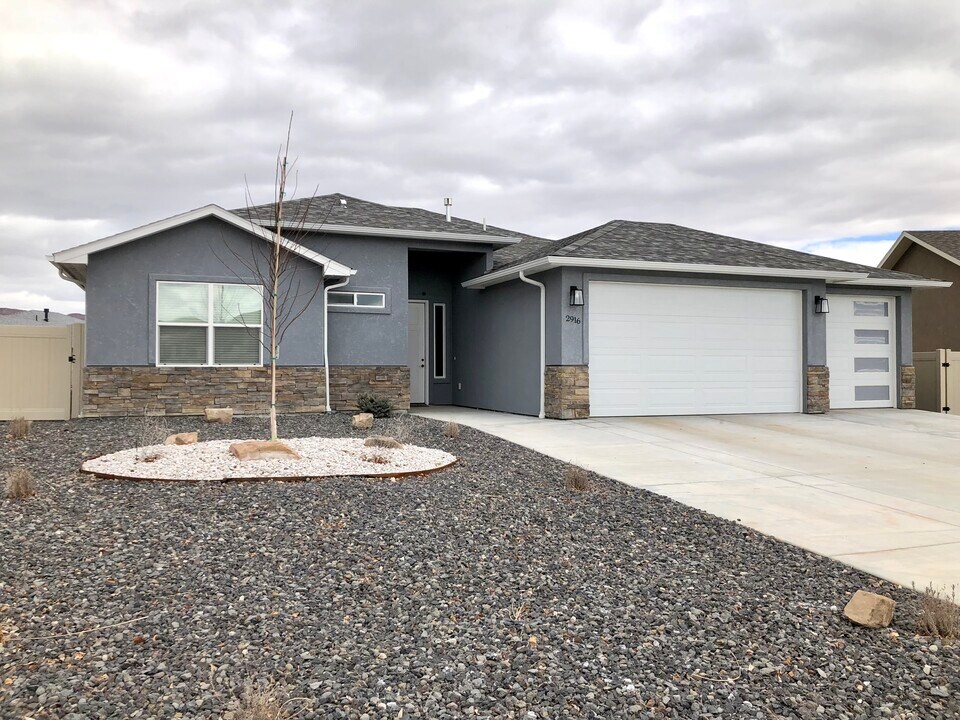 2916 Abel Dr in Grand Junction, CO - Building Photo
