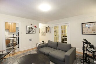 741 Douglass St-Unit -#8 in San Francisco, CA - Building Photo - Building Photo