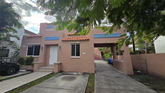 1020 SW 19th Ave in Miami, FL - Building Photo - Building Photo