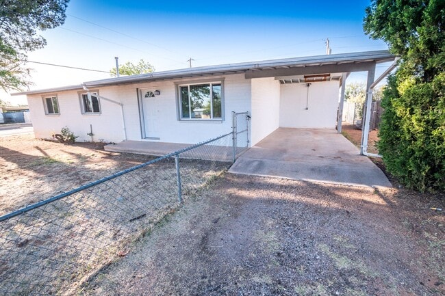 200 Whitton St in Sierra Vista, AZ - Building Photo - Building Photo