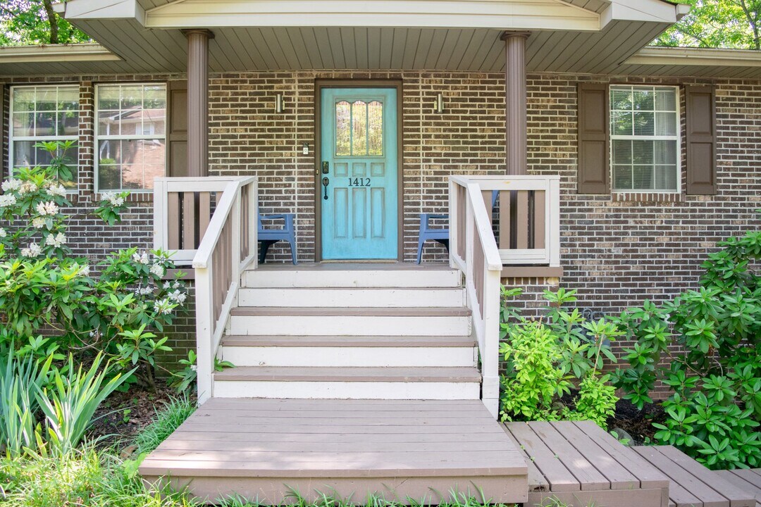 1412 Marconi Dr in Knoxville, TN - Foto de edificio