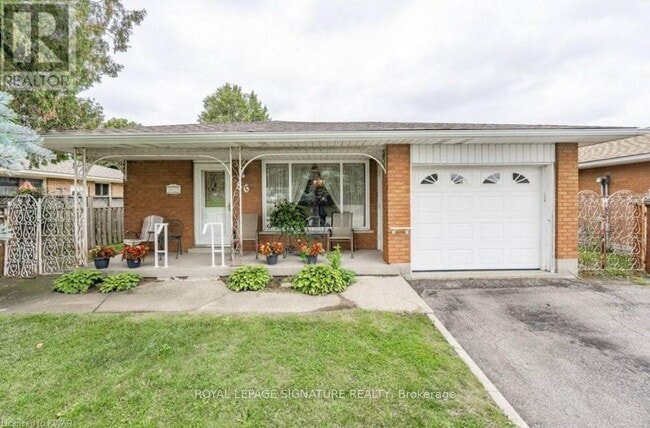 property at 86 Gardiner Dr