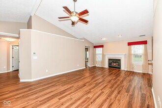5300 Breakers Way in Carmel, IN - Building Photo - Building Photo