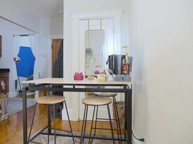53 Hemenway St, Unit 14 in Boston, MA - Building Photo