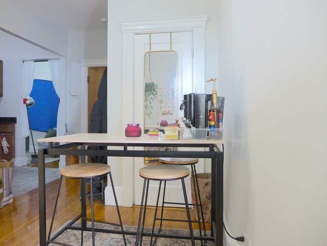 53 Hemenway St, Unit 14