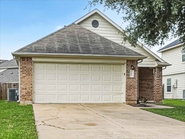 property at 5907 Deep S Dr