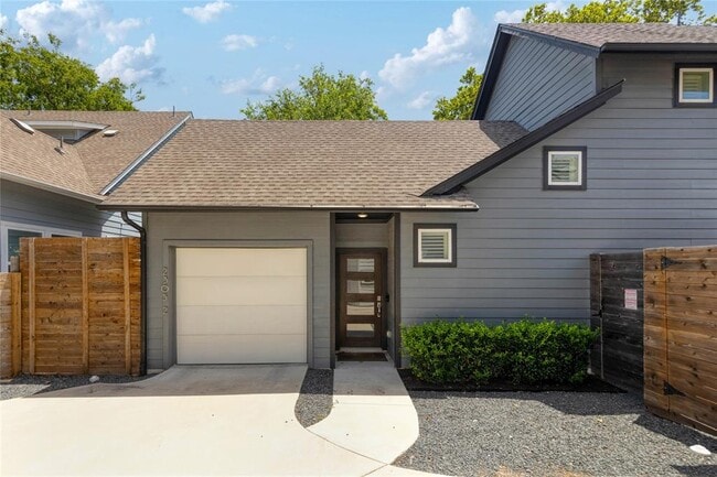 2305 Shamrock Ave in Austin, TX - Building Photo - Building Photo