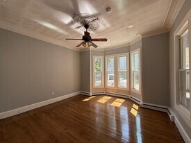 58 Vinal Ave, Unit 1 in Somerville, MA - Building Photo