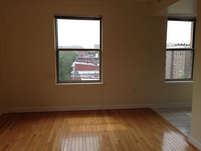 1621 T St NW, Unit Condo in Washington, DC - Foto de edificio - Building Photo