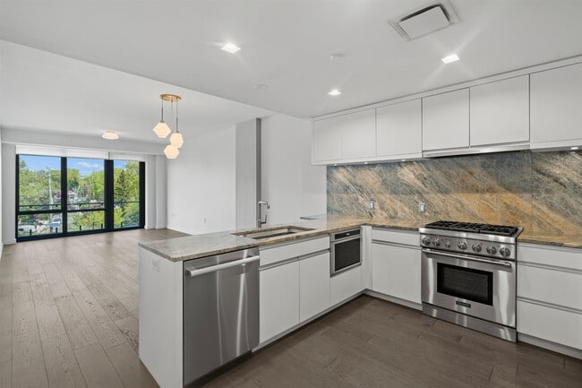 property at 320 Adolphus Ave