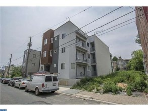 1326 N 15th St in Philadelphia, PA - Building Photo - Building Photo