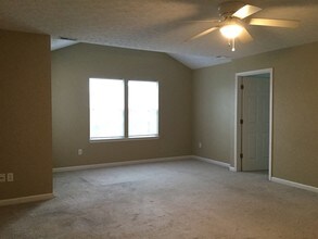 181 Coyote Dr in Maineville, OH - Building Photo - Building Photo