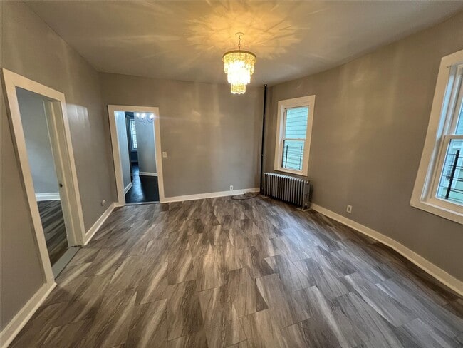 property at 359 S 2nd Ave