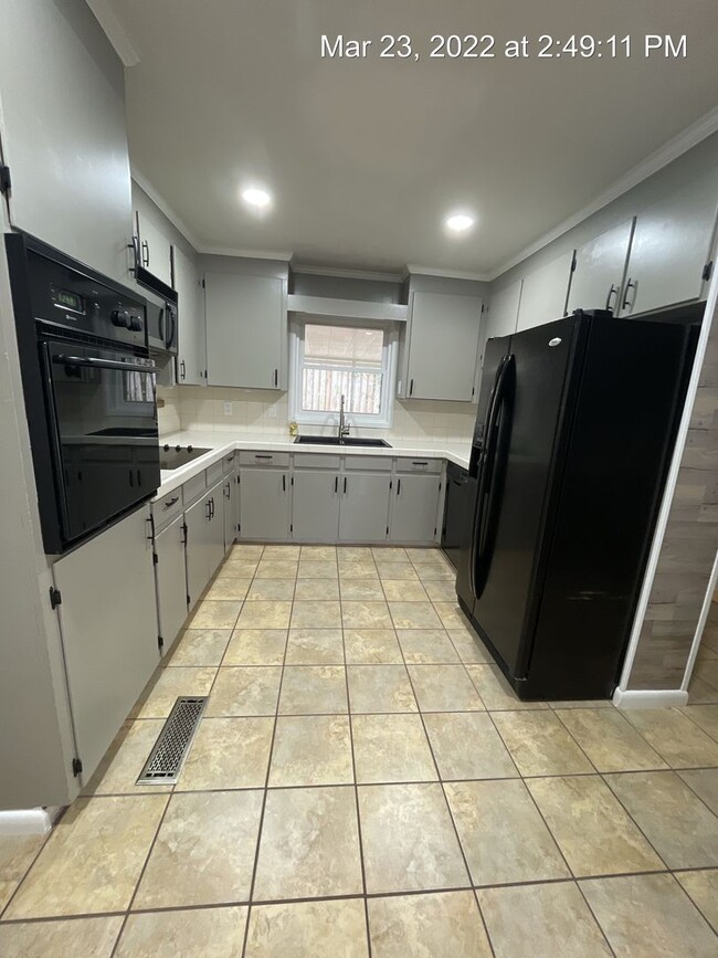 15 Woodland Ct in Daleville, AL - Building Photo - Building Photo