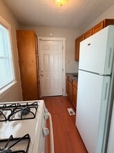 990 Kelly Ave in Akron, OH - Building Photo - Building Photo