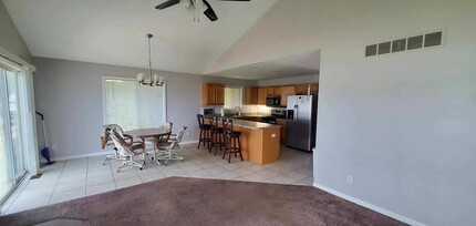 8532 Riverside Dr in Brighton, MI - Building Photo - Building Photo