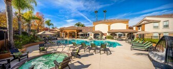 Tuscany Ridge in Temecula, CA - Building Photo