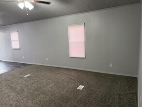 17822 S Bryant Rd in Tahlequah, OK - Building Photo - Building Photo